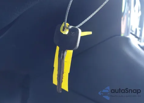 2004 Toyota Matrix Xr from USA, damaged, VIN 2T1KR38E64C272094